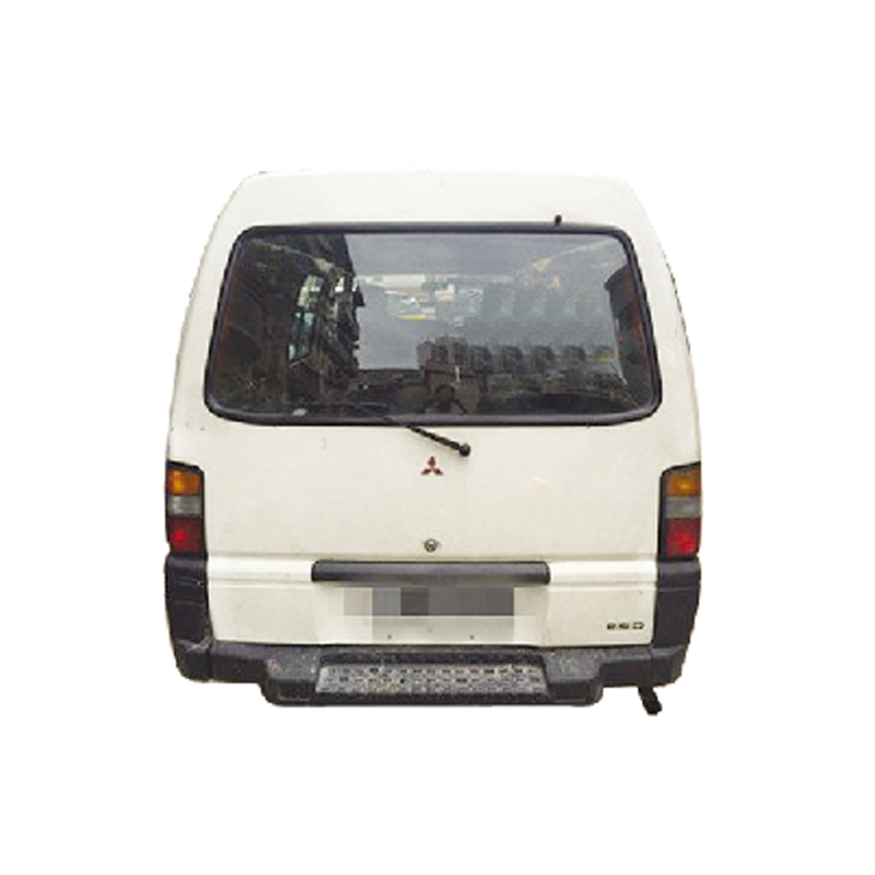 PORTÓN TRASERO DE REPUESTO, PARA MITSUBISHI L300 (DELICA)